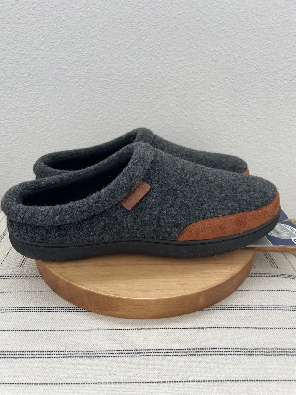 SALE! 50% Off Wembley Men's Charcoal Memory Foam Slip-On Slippers Size XL 11-12